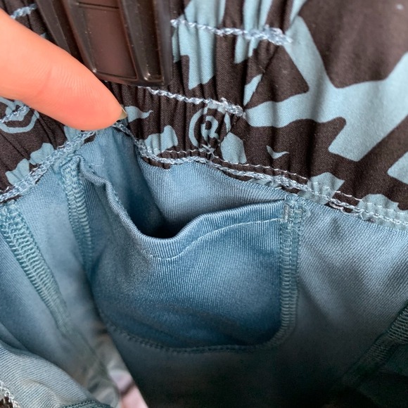 Nike Womens Dri-FIT Mid-Rise 2-in-1 Spellout Running Shorts Blue/Black Logo M - Picture 6 of 10